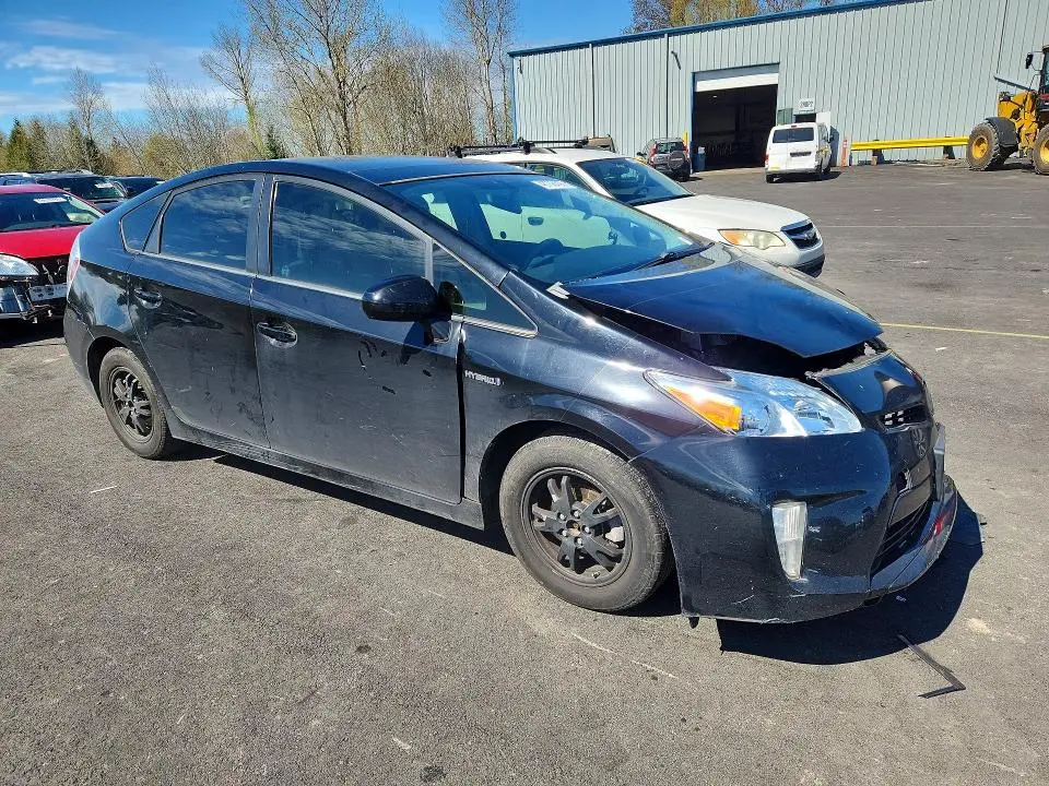 2012 TOYOTA PRIUS THREE  