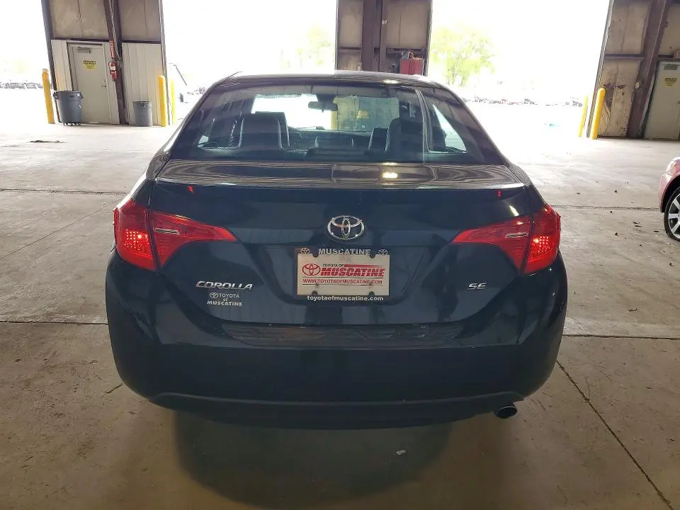 2017 TOYOTA COROLLA SE  