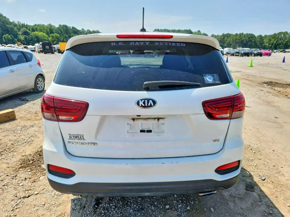 2019 KIA SORENTO LX V6  