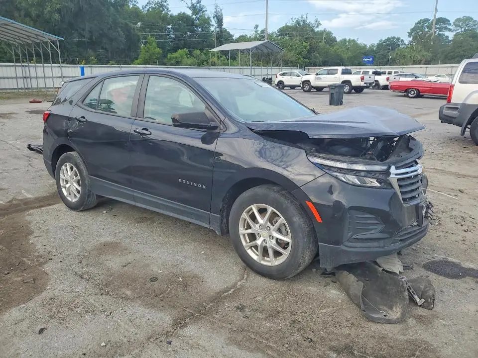 2022 CHEVROLET EQUINOX LS  