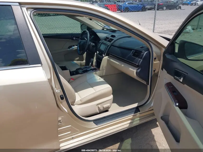 2012 TOYOTA CAMRY XLE V6