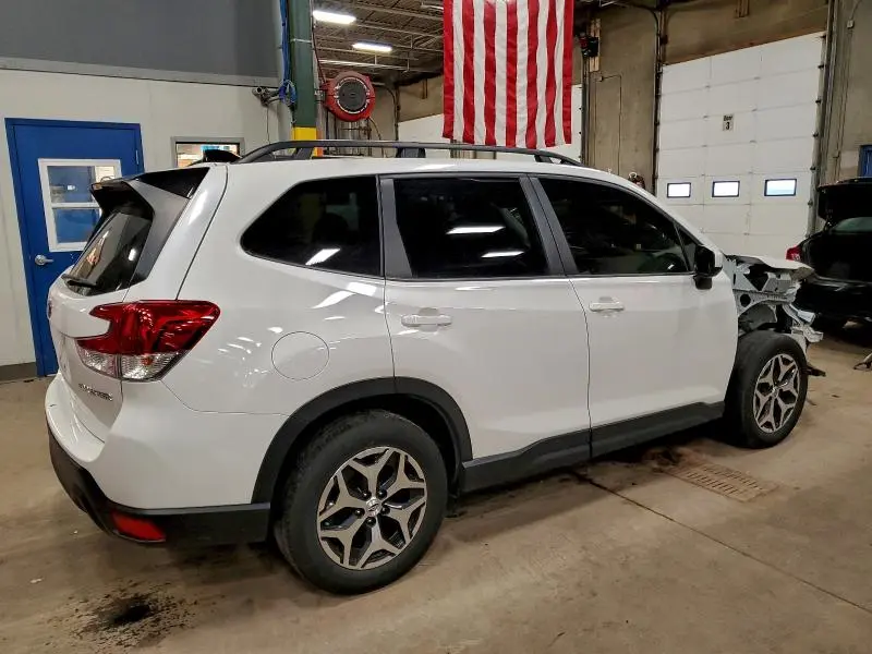2024 SUBARU FORESTER PREMIUM  