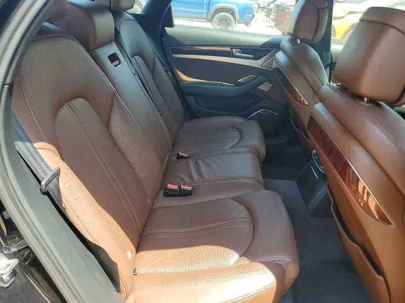 2011 AUDI A8   
