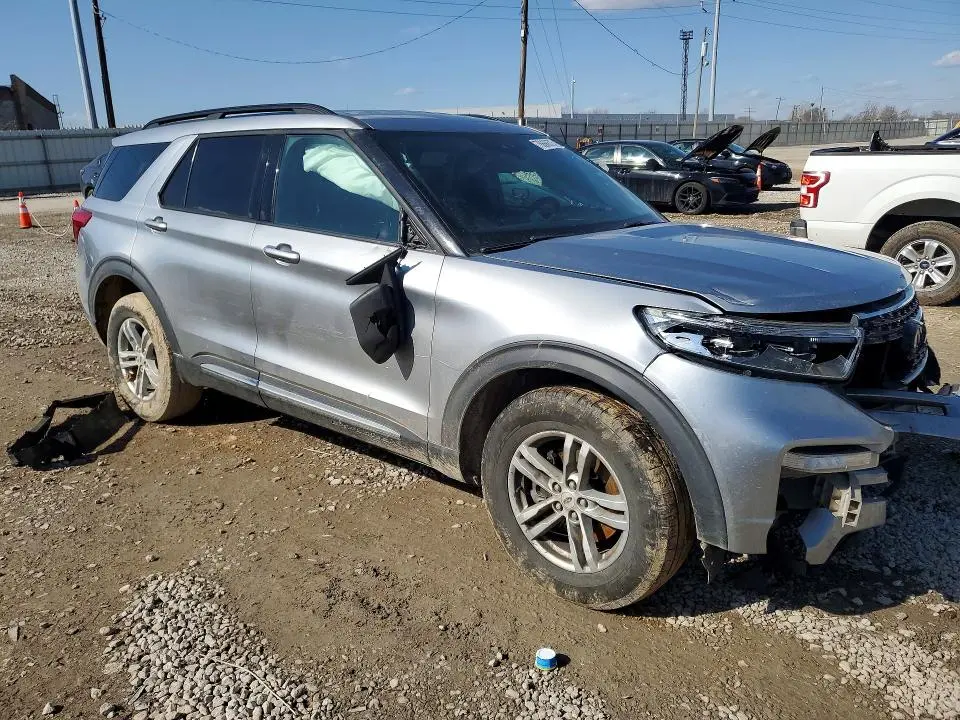 2020 FORD EXPLORER XLT  