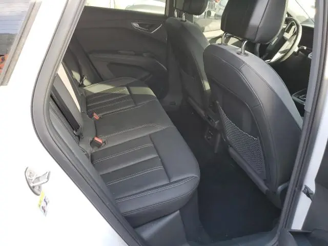 2024 AUDI Q4 E-TRON PREMIUM  