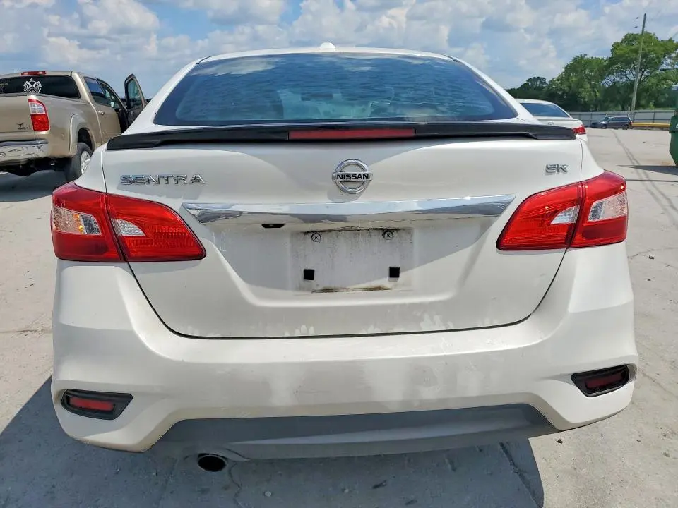 2017 NISSAN SENTRA SR  