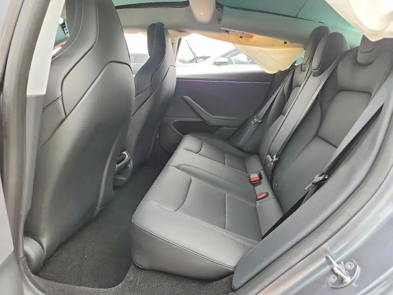 2026 TESLA MODEL 3   