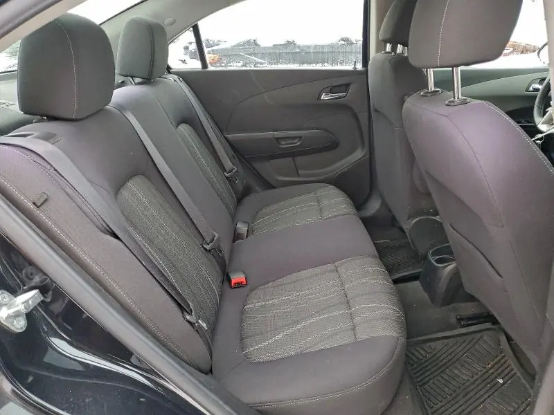 2015 CHEVROLET SONIC LT  