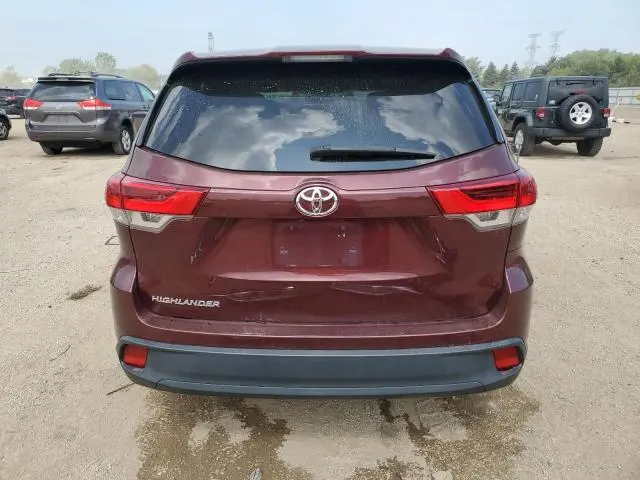 2017 TOYOTA HIGHLANDER LE  
