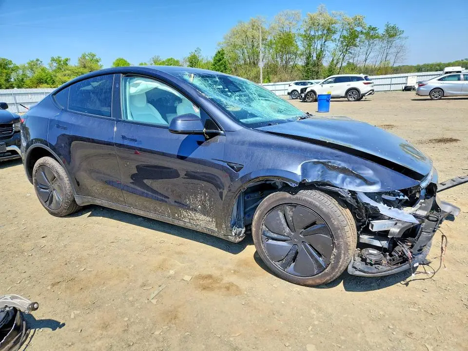 2026 TESLA MODEL Y   