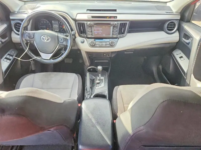 2017 TOYOTA RAV4 XLE  