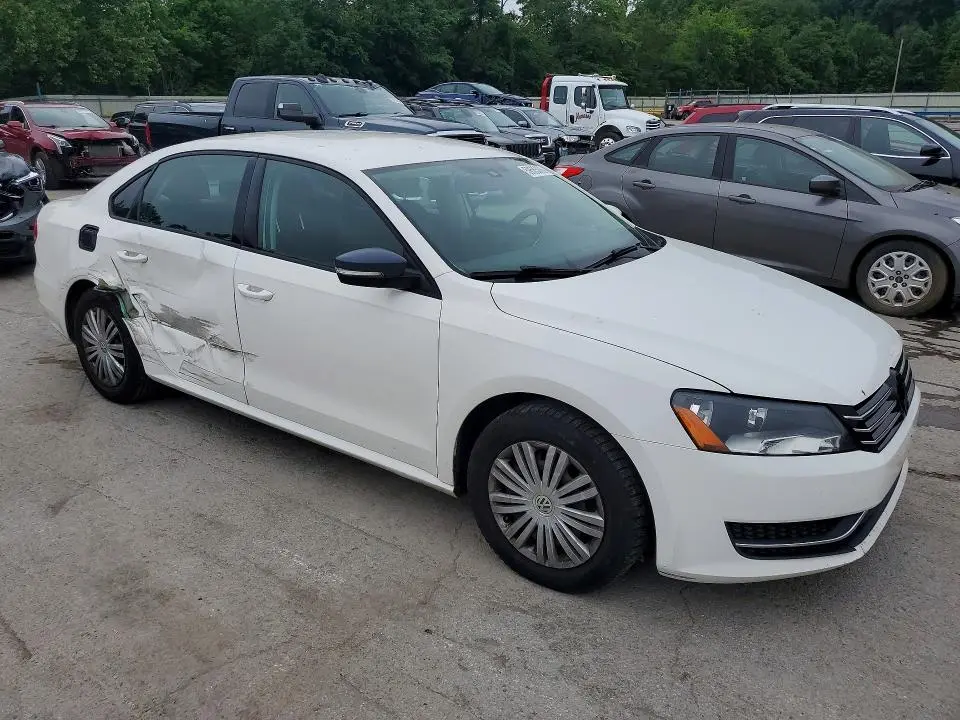 2014 VOLKSWAGEN PASSAT S  