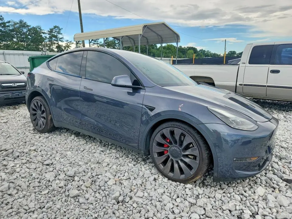 2022 TESLA MODEL Y   