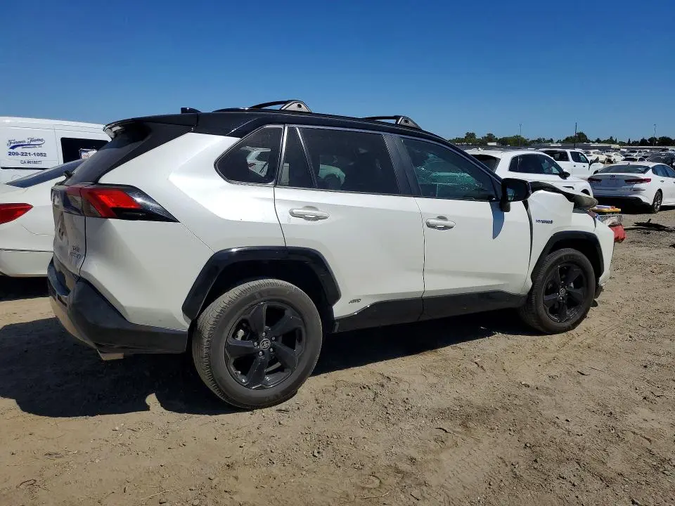 2021 TOYOTA RAV4 XSE  