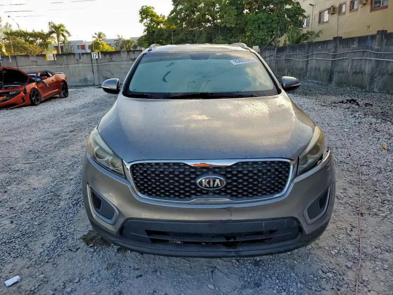 2016 KIA SORENTO LX  