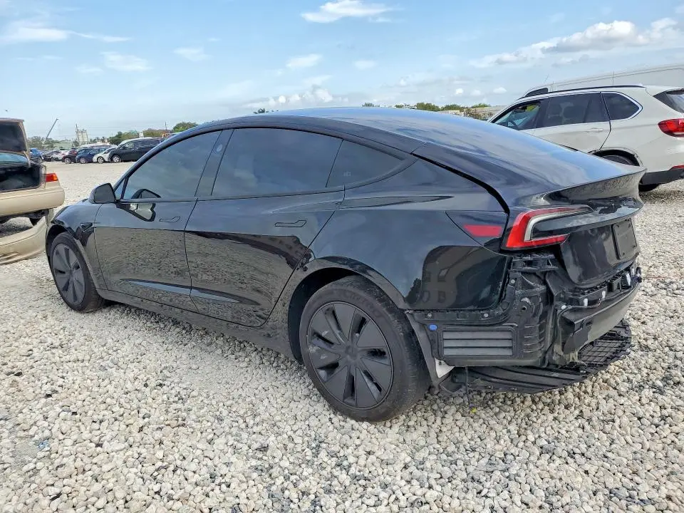2025 TESLA MODEL 3   