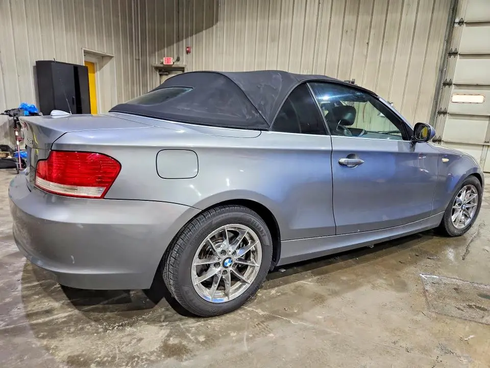 2011 BMW 128 I  
