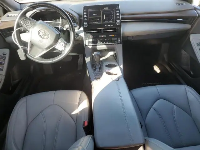 2019 TOYOTA AVALON XLE  