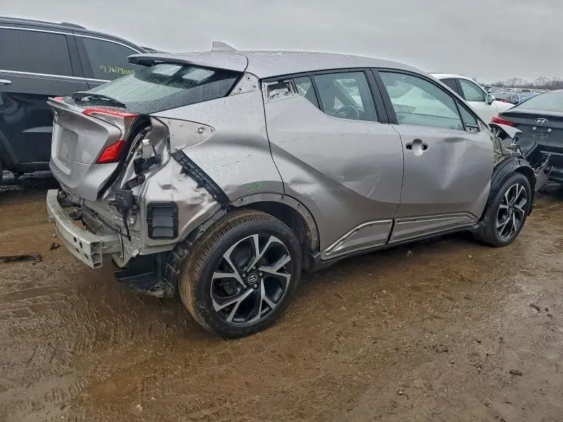 2018 TOYOTA C-HR XLE  