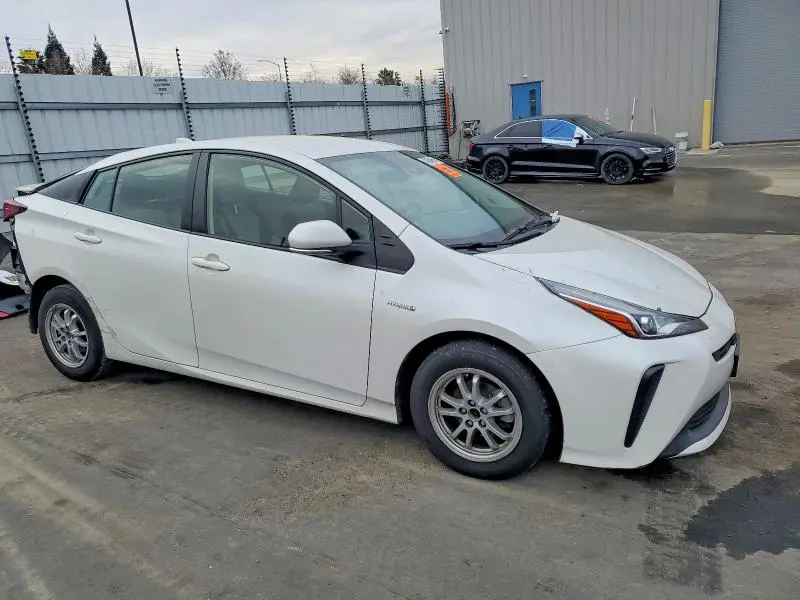 2020 TOYOTA PRIUS L  