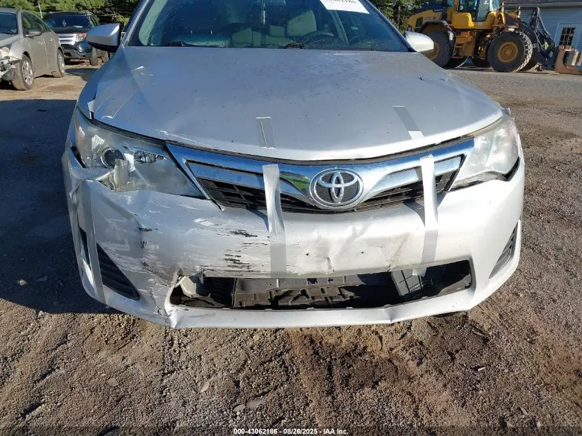 2013 TOYOTA CAMRY LE