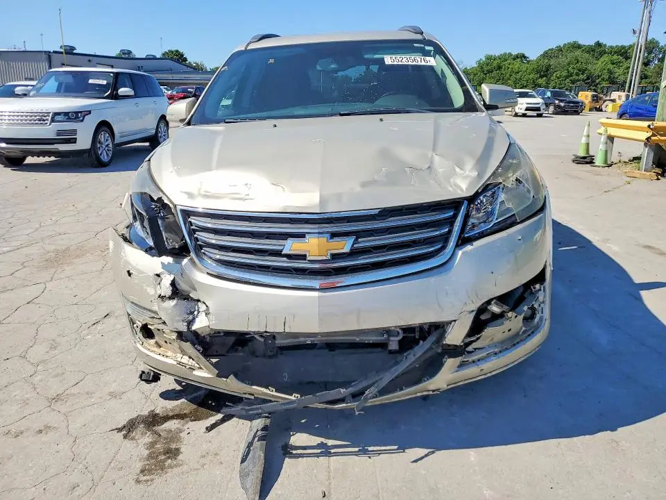 2016 CHEVROLET TRAVERSE LT  
