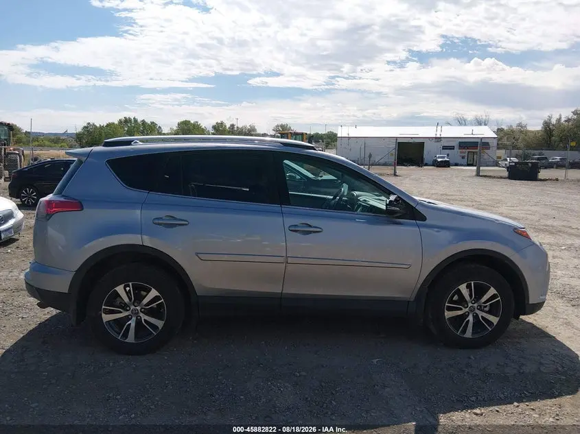 2016 TOYOTA RAV4 XLE