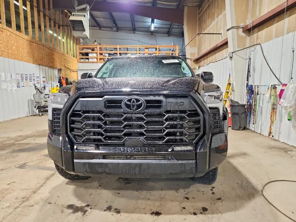 2024 TOYOTA TUNDRA LIMITED  