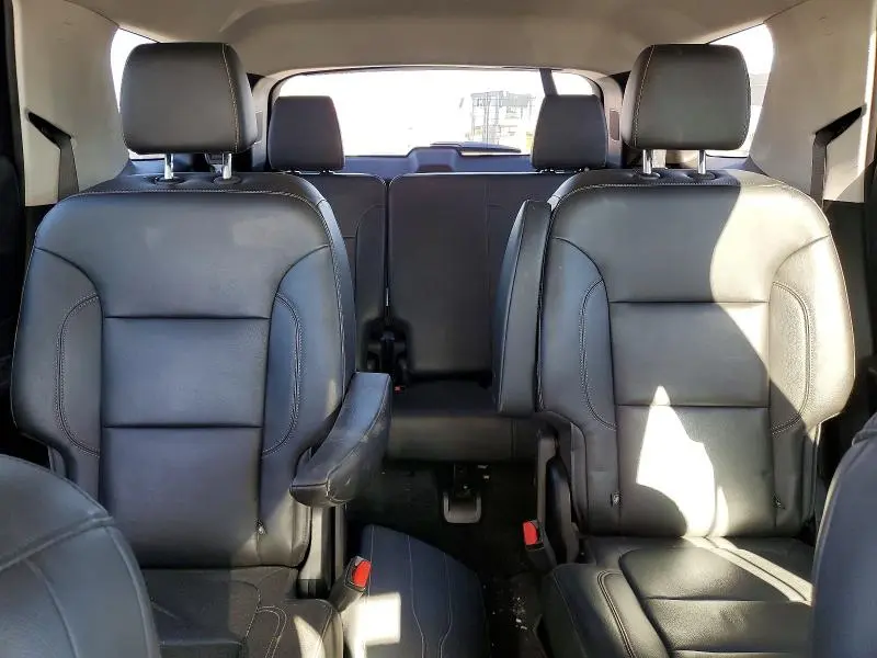 2020 CHEVROLET TRAVERSE LT  