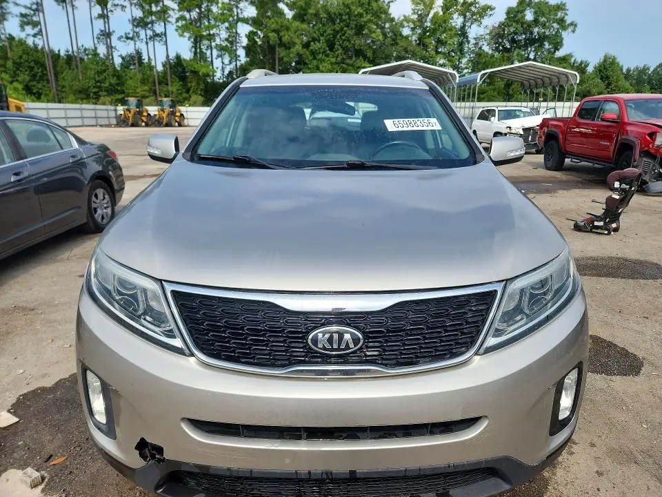 2015 KIA SORENTO LX  