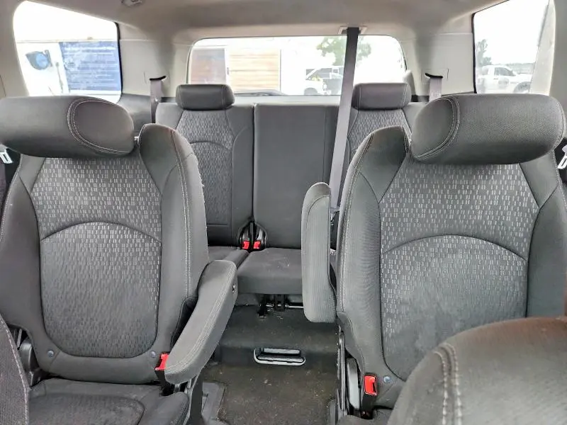 2014 GMC ACADIA SLE  