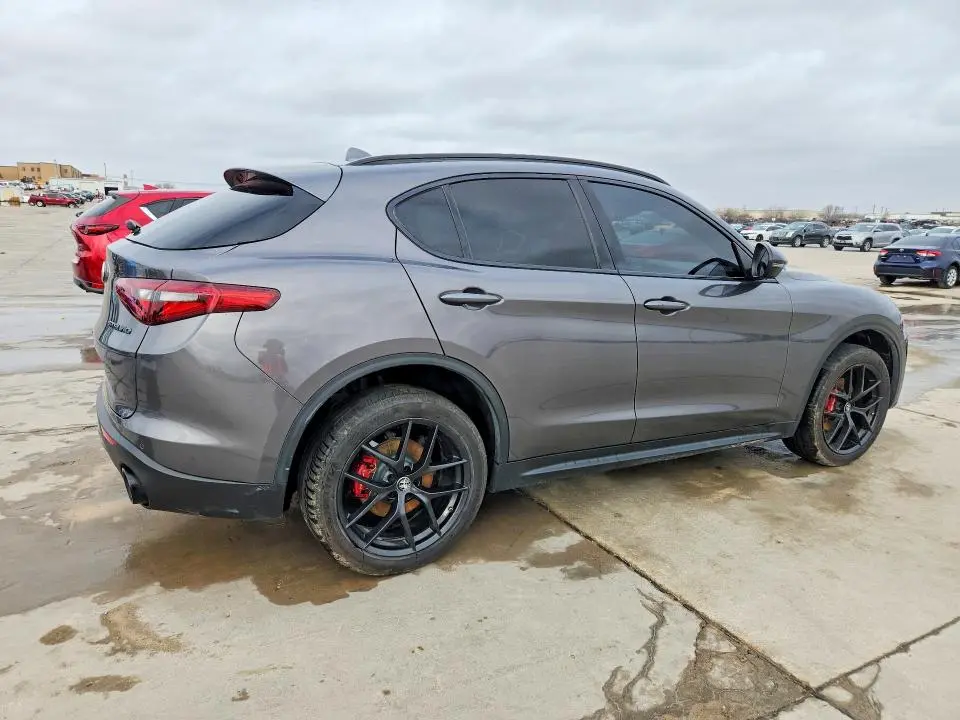 2020 ALFA ROMEO STELVIO   