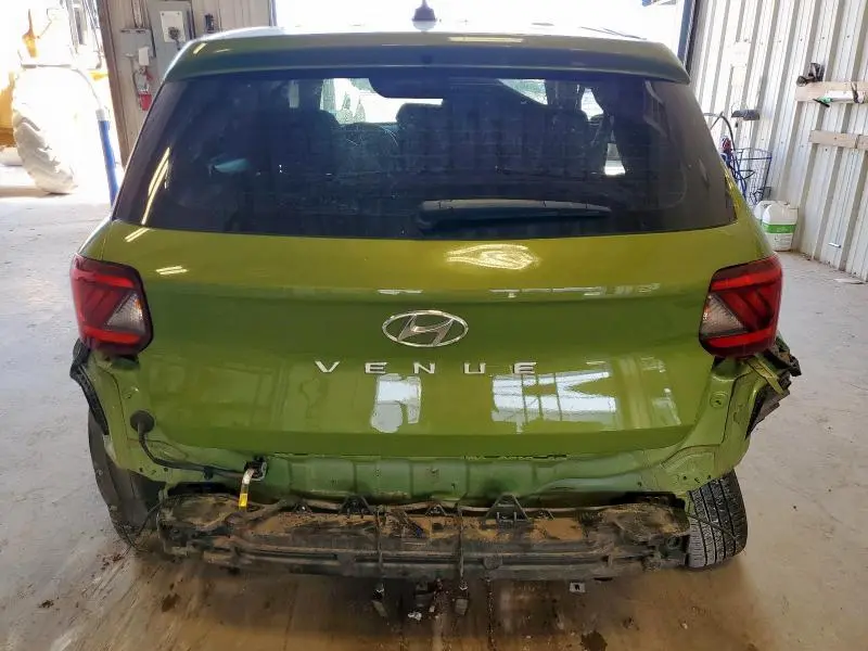 2024 HYUNDAI VENUE SE  