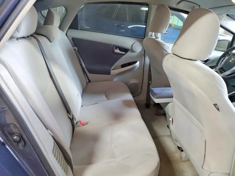 2010 TOYOTA PRIUS III  