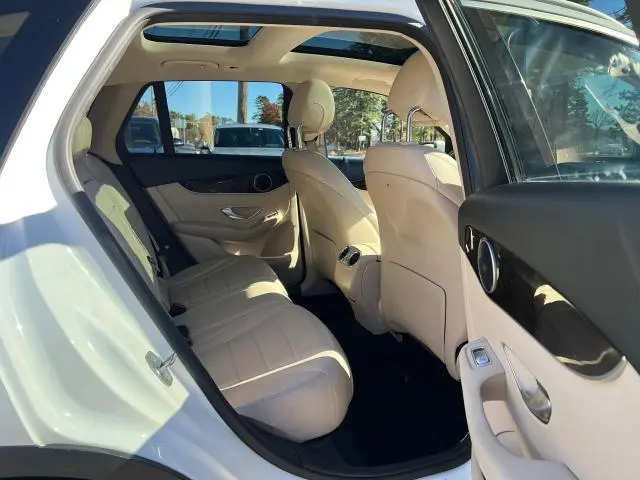 2016 MERCEDES-BENZ GLC 300  