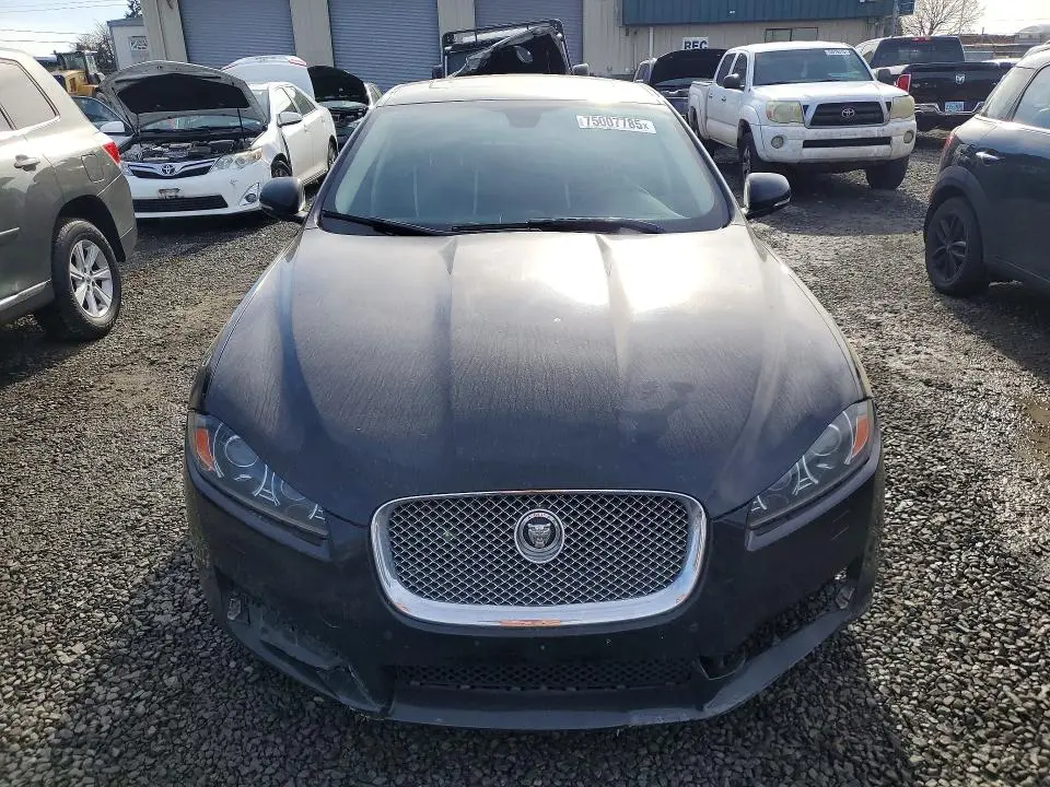 2012 JAGUAR XF PORTFOLIO  