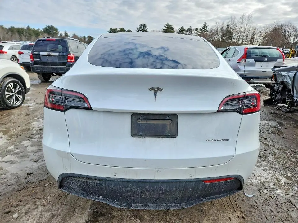 2022 TESLA MODEL Y   