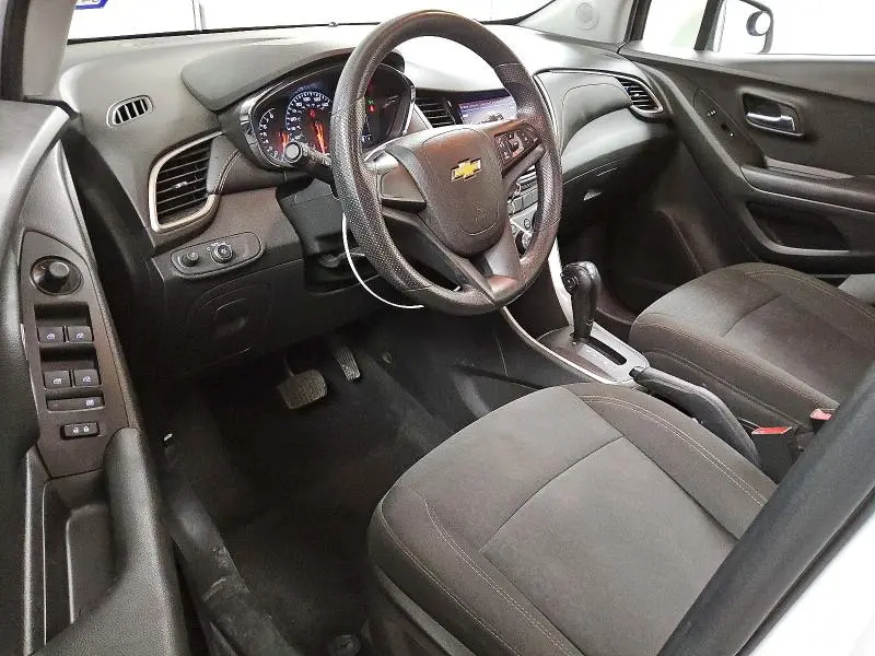 2021 CHEVROLET TRAX LS  