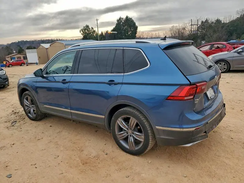 2020 VOLKSWAGEN TIGUAN SE  