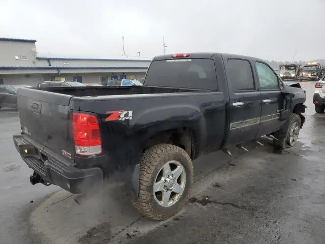 2013 GMC SIERRA K2500 DENALI  