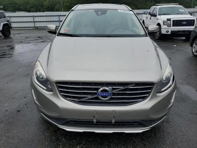 2015 VOLVO XC60 T6 PREMIER  