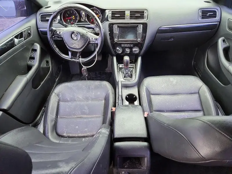 2018 VOLKSWAGEN JETTA SPORT  