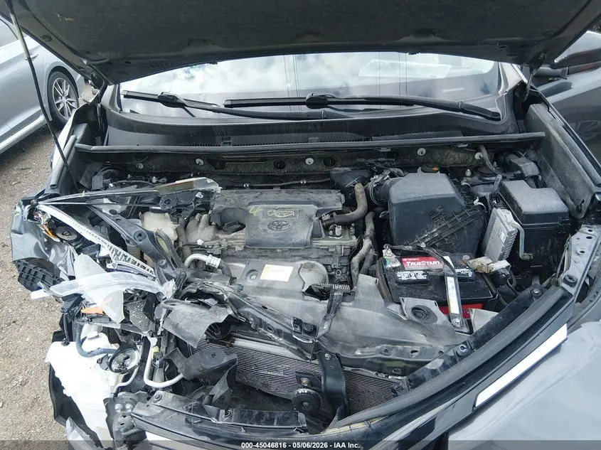 2016 TOYOTA RAV4 LE