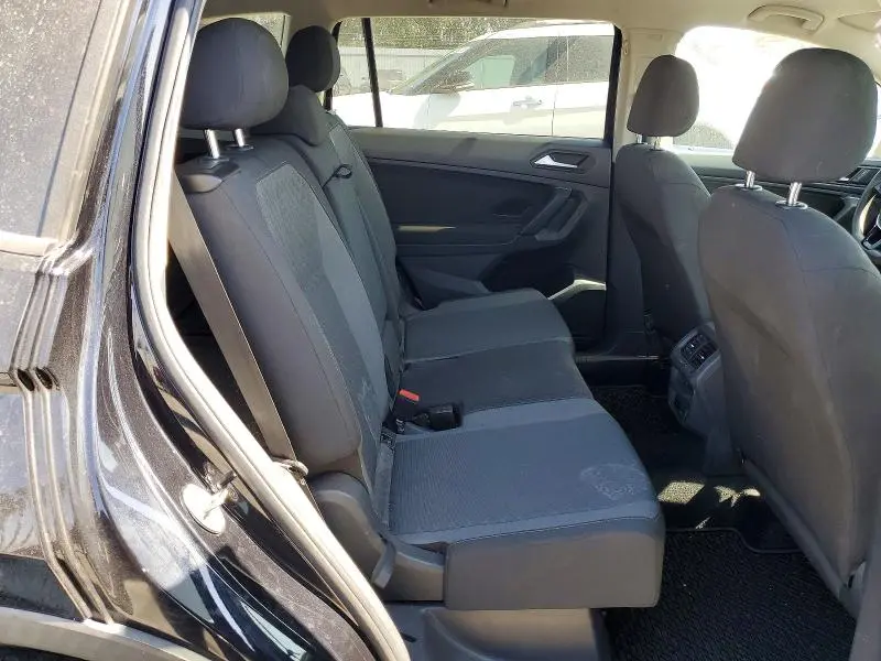 2019 VOLKSWAGEN TIGUAN S  