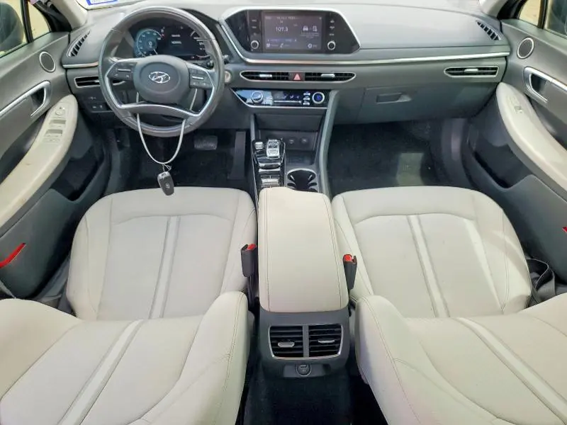 2022 HYUNDAI SONATA SEL  
