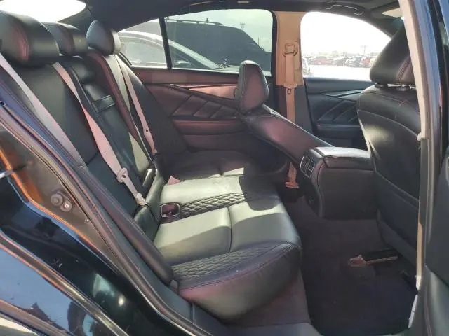 2018 INFINITI Q50 LUXE  