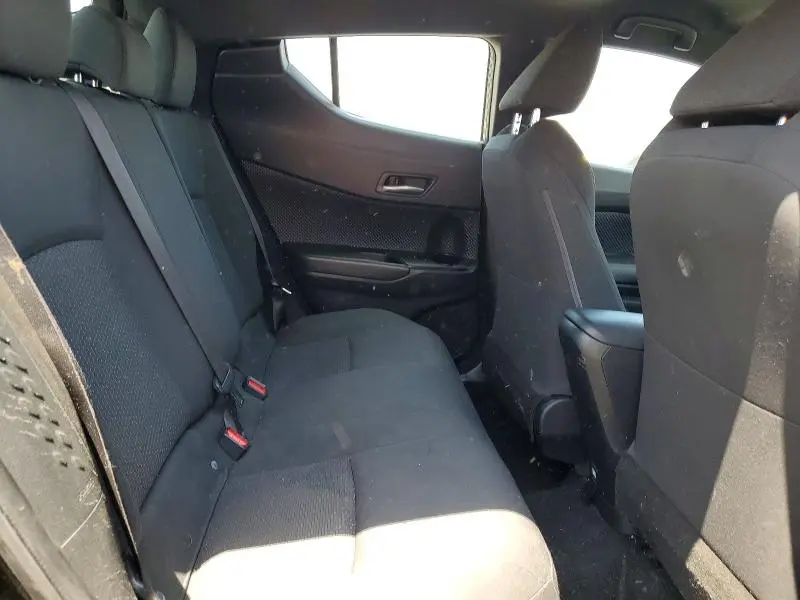 2018 TOYOTA C-HR XLE  