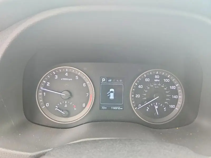 2016 HYUNDAI TUCSON SE  