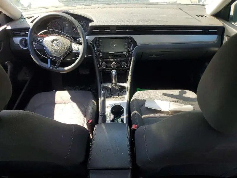 2021 VOLKSWAGEN PASSAT S  