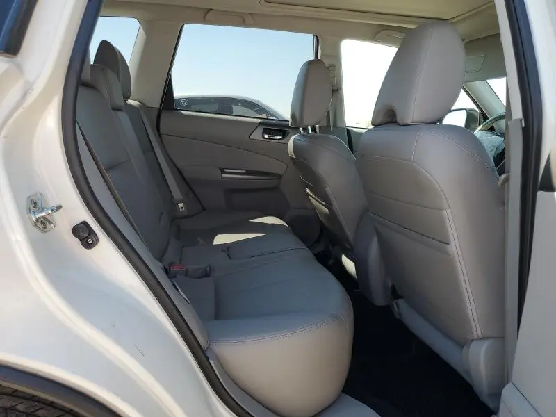 2011 SUBARU FORESTER LIMITED  